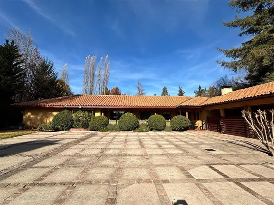 Casa En Venta En Pirque
