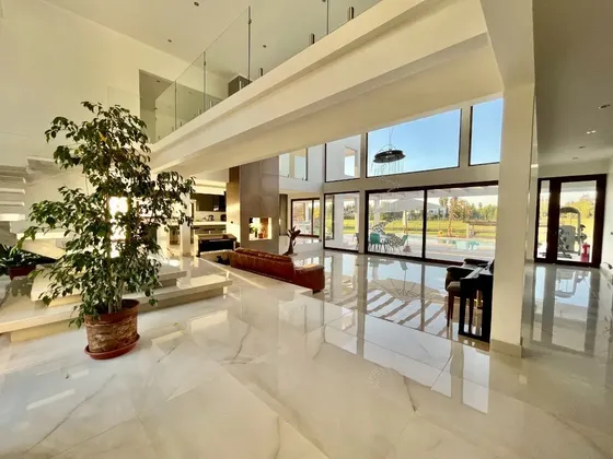 Casa En Venta En El Oliveto, Talagante Con Piscina