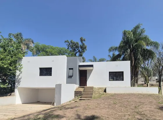 Casa En  Country La Arboleda