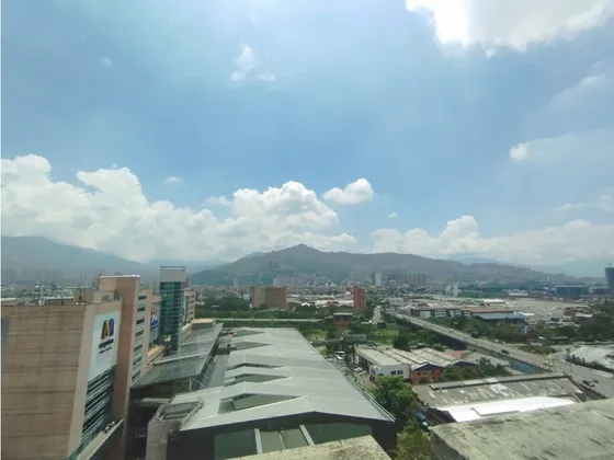 Se Vende Oficina En Centro Comercial Mayorca, Sabaneta