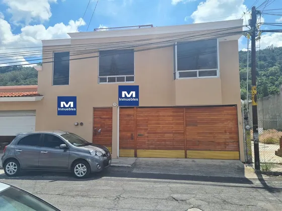 Casa Para Oficinas En Col. Bosque Camelinas