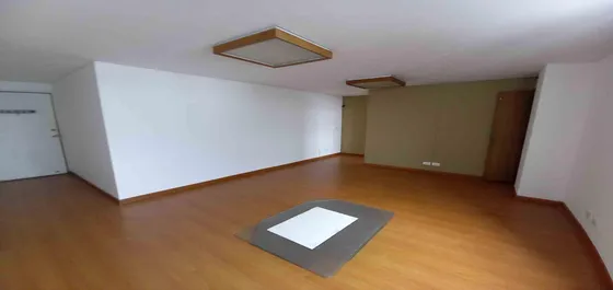 Oficina En Arriendo En El Centro/manizales  (279060750).