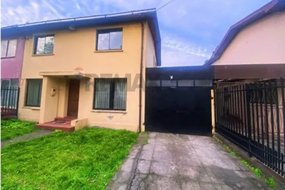 Casa 4d 3b Con Amplio Terreno En Higueras