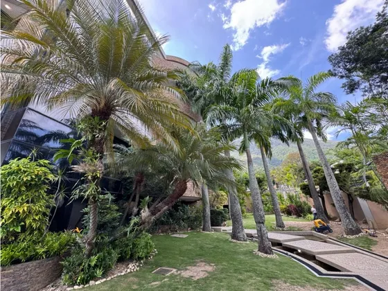 Cómodo Apt Ubicado En Altamira En Opción Venta O Alquiler