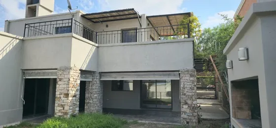 Venta Casa Barrio Corredor Del Oeste, El Challao
