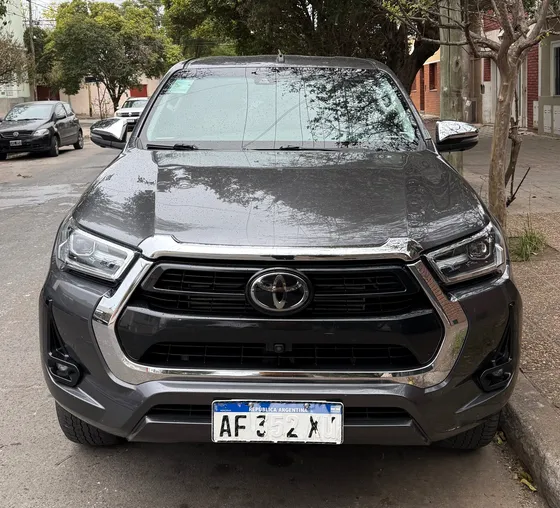 Toyota Hilux Pick-up 2.8 Cd Srx 204cv 4x2 At