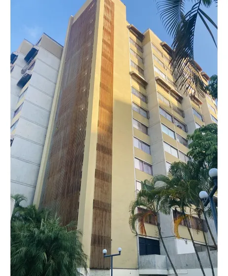 Se Vende O Alquila Apartamento 83m2 La Bonita 4257