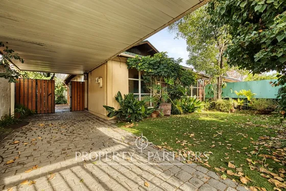 Casa En Pasaje Para Remodelar Con Gran Potencial.