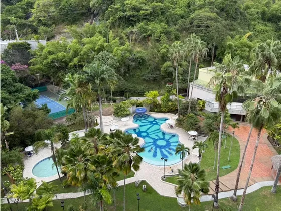 Se Alquila/vende Apto Ph 674m² 4h+2s/4b+2s/4p Sebucan