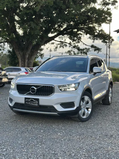 Volvo Xc40 2.0 T5 Awd Momentum