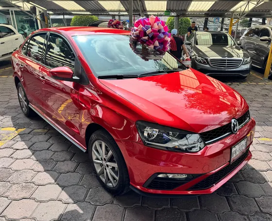 Volkswagen Vento 1.6 Confortline At