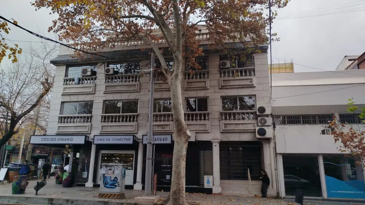 Office Rental in Mendoza's Microcenter