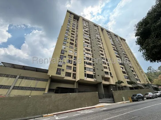 Rm Apartamento (1 Nivel) En Venta En Guaicay, Distrito Metropolitano