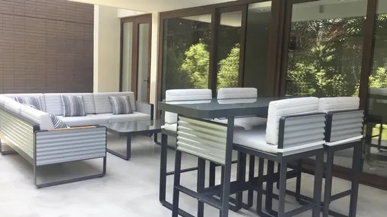 Maravilloso Departamento Con Jardin Propio Amoblado Completo