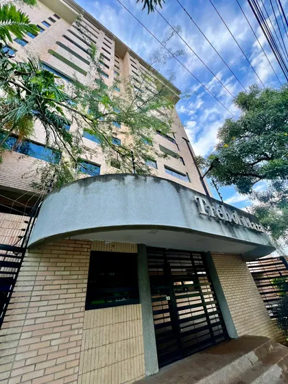 Apartamento En Res. Trébol Plaza, Palma Real, Mañongo