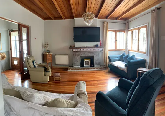 Linda Casa De 1 Piso En Sector Residencial Ñuñoa #40844