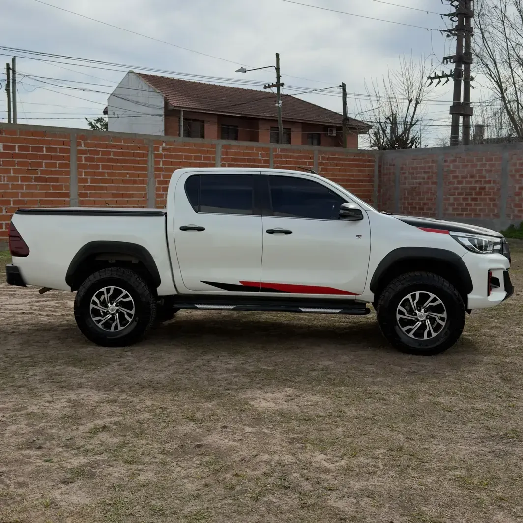 Toyota Hilux Pick-Up 4.0 V6 Gr-s Ii 4x4 6at