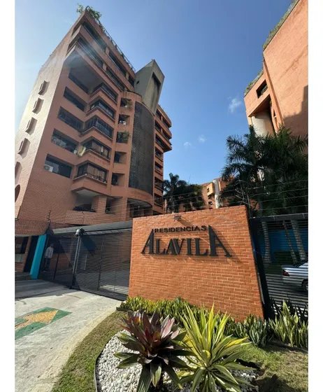 Se Vende/alquila Ph 354,95m² 3h+1s/5b+1s/4e Los Samanes 