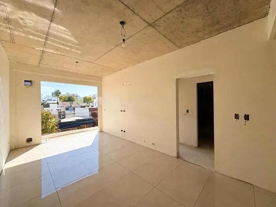 Departamento En Venta - 2 Dormitorios 1 Baño - Ramos Mejía