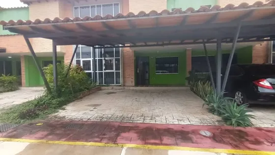 Se Alquila Townhouse Amoblado Con Vigilancia Privada Y Pozo San Diego