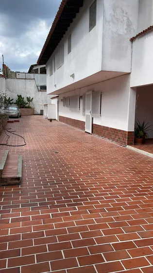 La Lagunita Country Club ,se Alquila Comoda Habitacion Con Baño Privado P7l