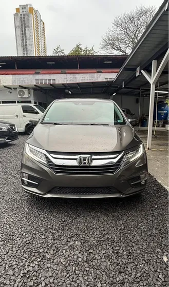 Honda Odyssey Full