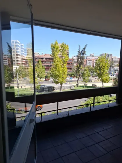 Depto. 3 Dormitorios, 2 Baños, Estac. + Servicios