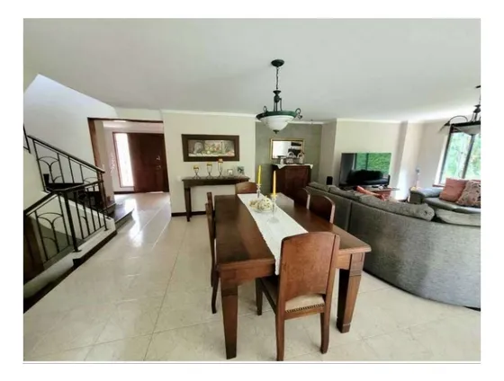 Venta Casa En Envigado, Loma De Las Brujas