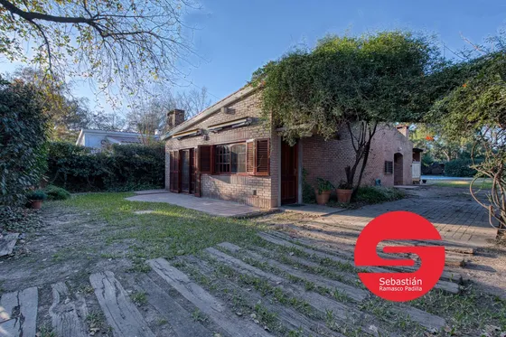 Casa  Venta Cerca Del Centro De Oliveros Gran Parque Piscina Casaquinta