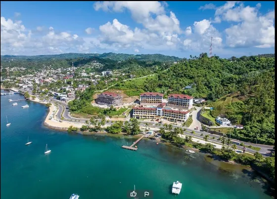 Villas En Samana De 3 Habitaciones Y 3 Parqueos Plan De Pago Vista Al Mar Villas De Montañas 