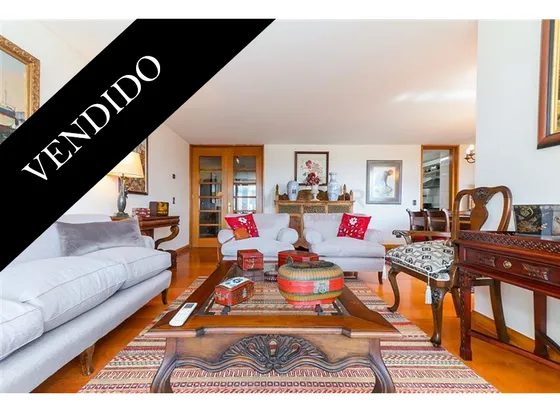 Departamento En Venta De 4 Dorm. En Las Condes