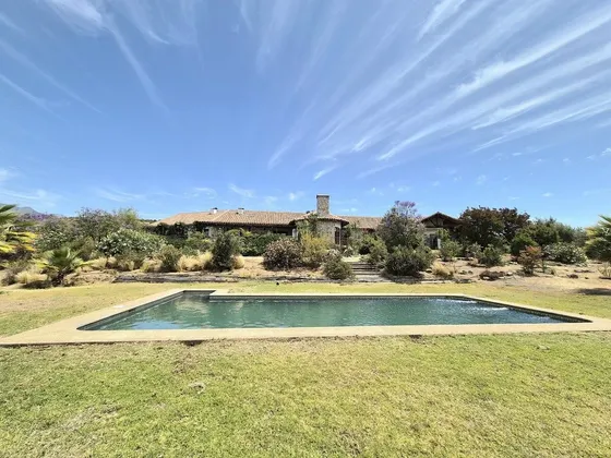 Soñada Casa Con Increíble Vista Al Cerro La Campana