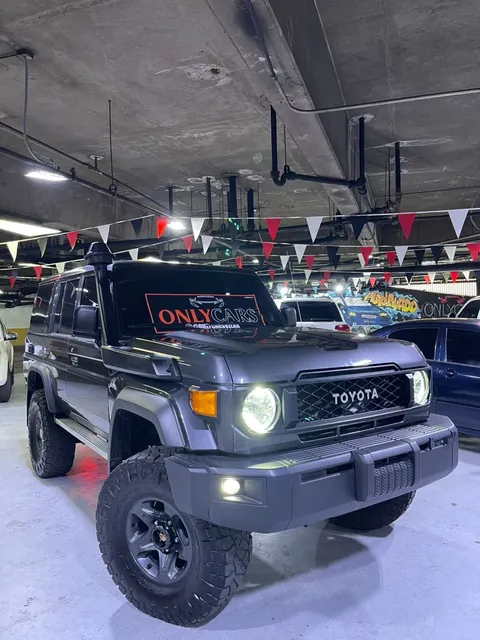 Toyota Macho Lx V6