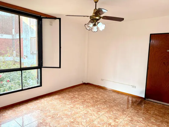 Venta Departamento Tres Ambientes En San Justo
