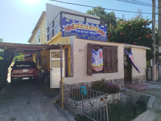 Venta Casa En Santa Catalina, Con Comercio Y Apto Independiente En Santa Catalina