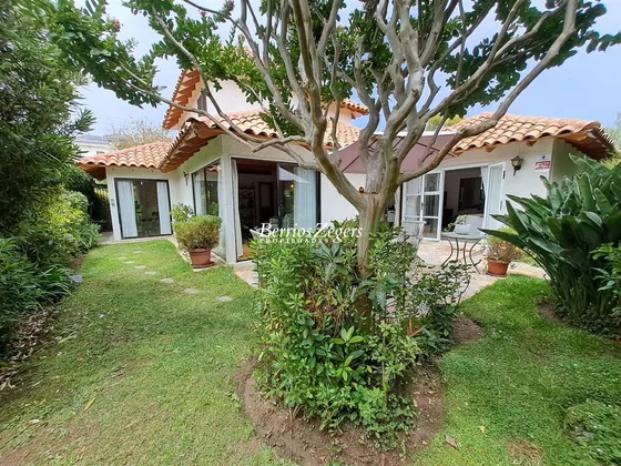 Casa En Venta De 3 Dorm. En Viña Del Mar