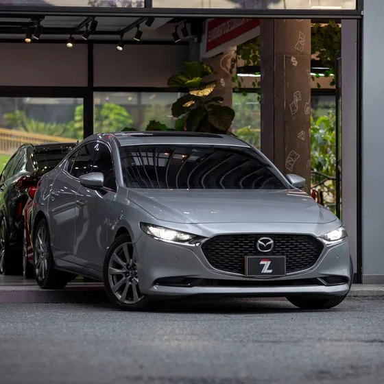Mazda 3 Grand Touring 2.0