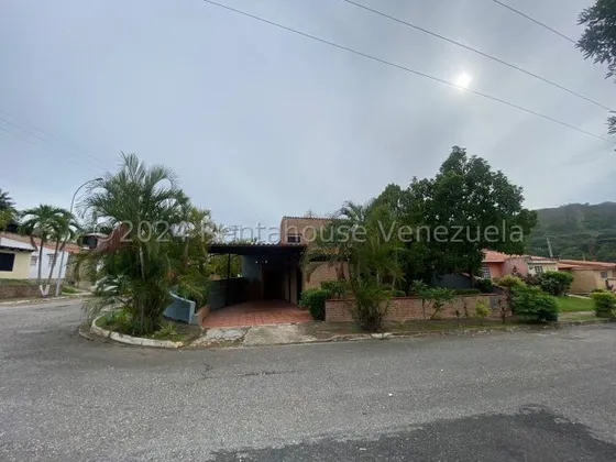 Casa En Alquiler Parque Mirador Valencia Carabobo Mls #24-26204 LG