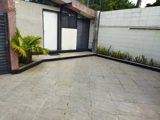 Bello Anexo Disponible En La Urbanización La Arboleda 