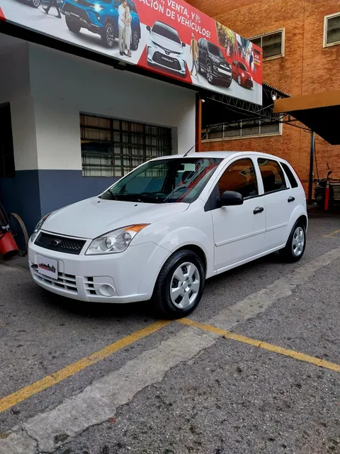 Ford Fiesta Max 1.6
