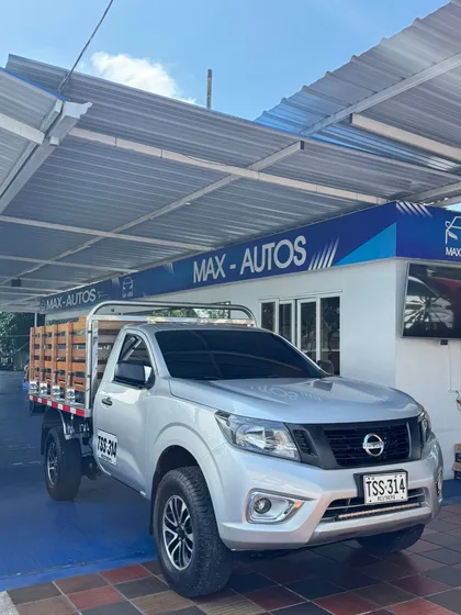 Nissan Np300 Frontier 2.5l