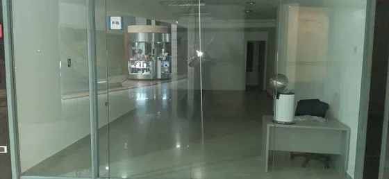 Local Comercial En Alquiler Ubicado En La Torre Bod 