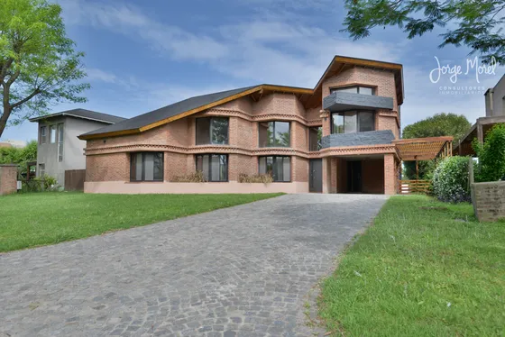 Casa Al Golf #600-700 - Villa Nueva - San Isidro Labrador - 222m2 #id 4036