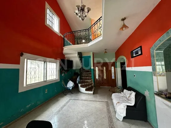 Casa En Venta En La Colosio 4 Recámaras 4 Baños