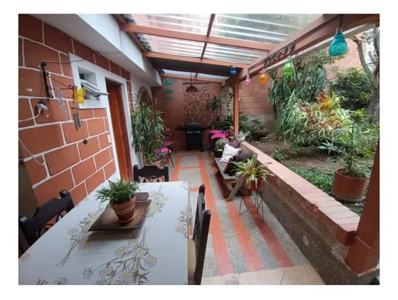 Increible Casa Unifamiliar Santa Mónica Cerca De Todo