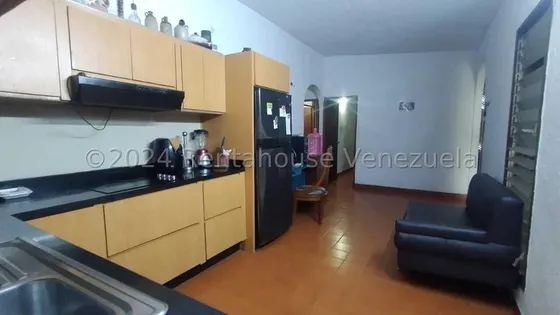 Casa En Venta En Cabudare Urb El Recreo Con Alta Seguridad Espacios Amplios Y Acogedores Acabados De Primera Cod 25 3354 Comunicate Soy Gabi Irastorza                                                  