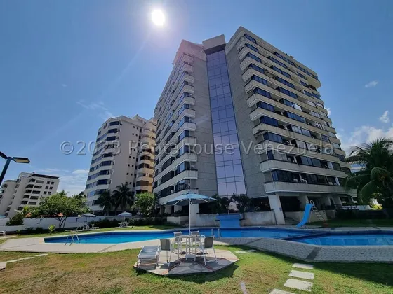 Fabuloso Apartamento En Venta Mls 24-4471 Los Corales 