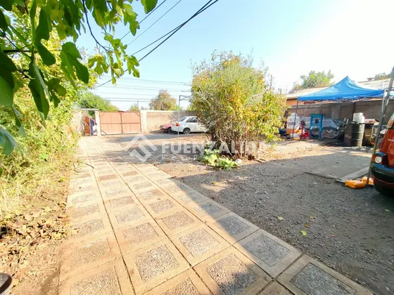 Casa En Venta De 3 Dorm. En Maipú