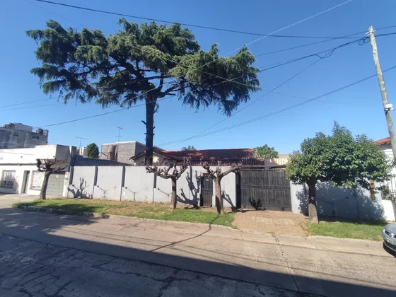 Retasado!! Casa Sobre Lote De 1000 M2 Nuevo Valor!!!