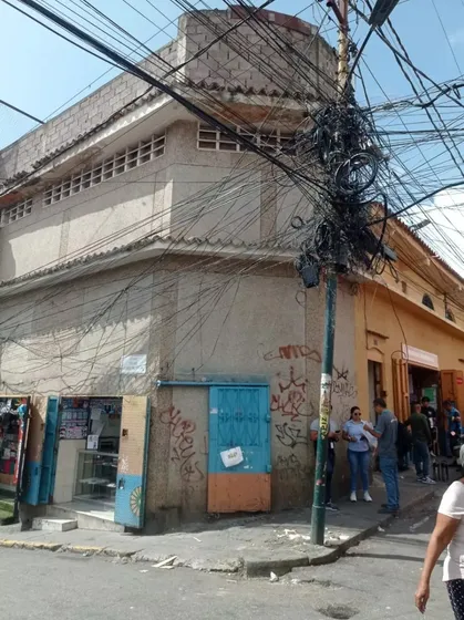 Se Vende Edificio Comercial En Zona De Alto Transito De Zona Colonial De Petare L5m